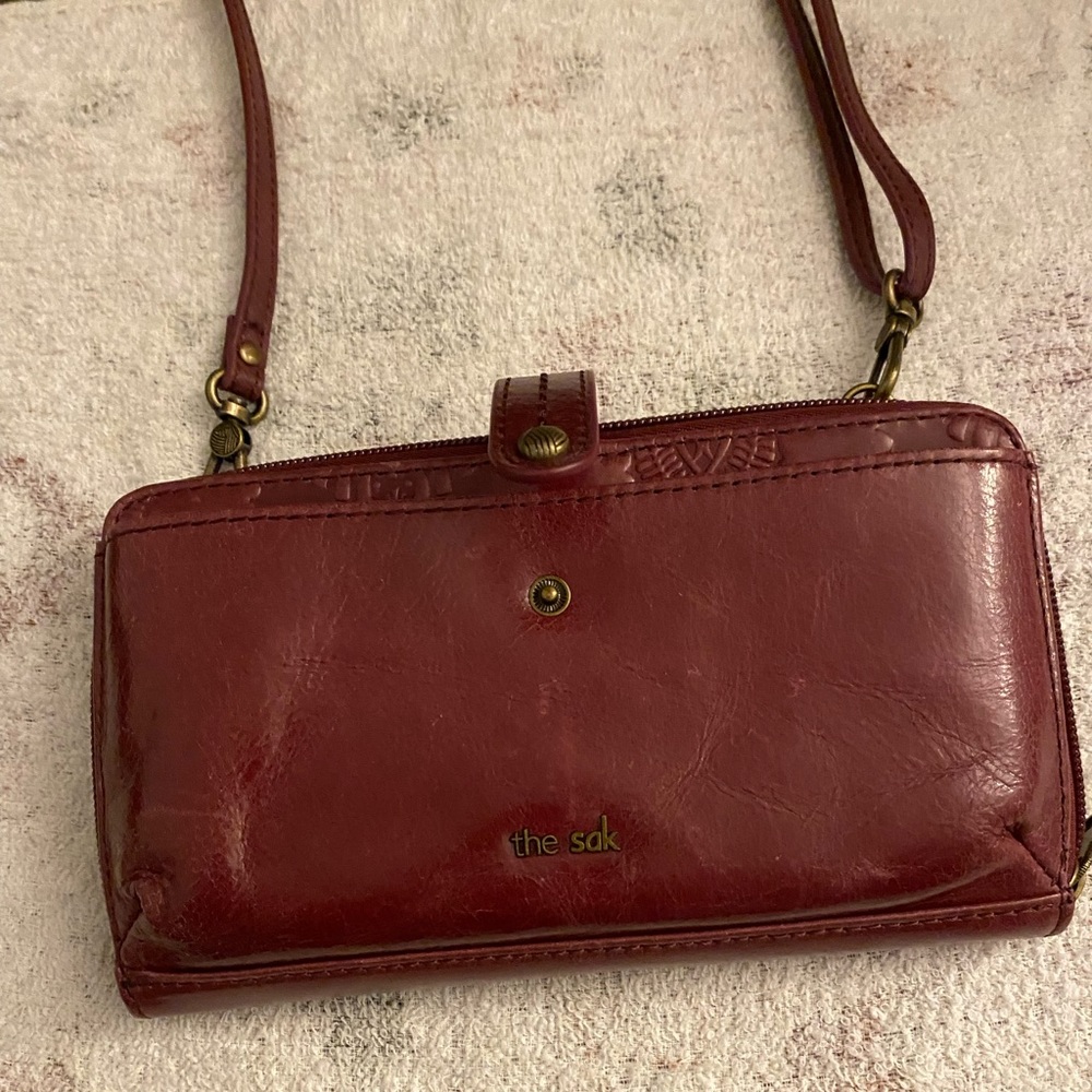 The Sac Crossbody